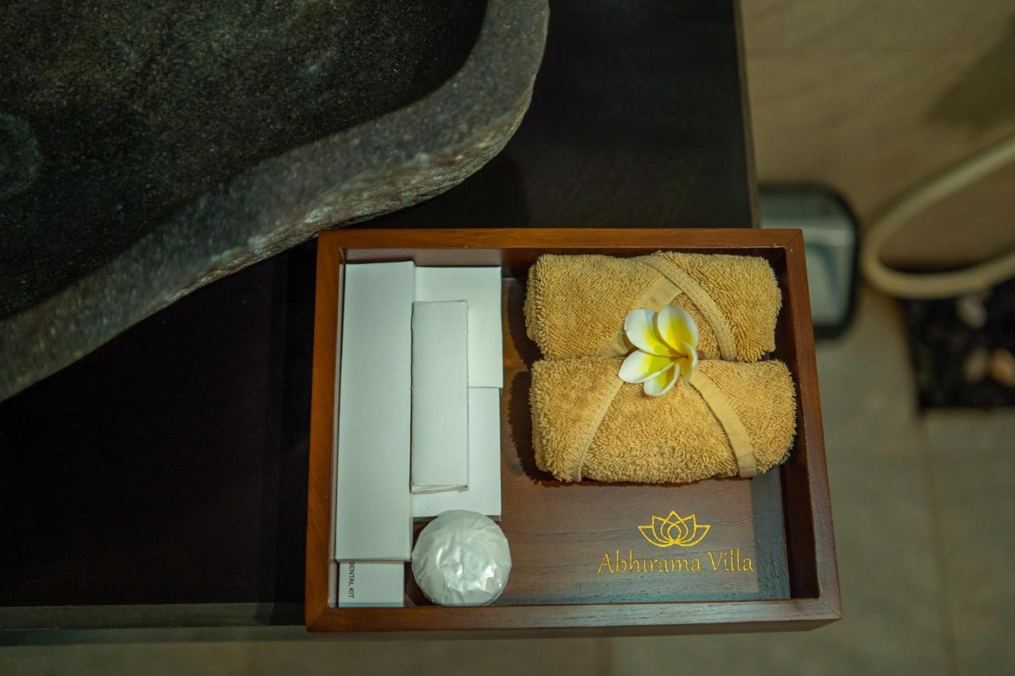 Abhirama Villas And Spa Ubud  Exterior photo